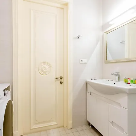 Luxe Central Apartment Tbilisi Exterior photo